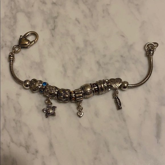 LAST CHANCE Charm Bracelet - Picture 2 of 6